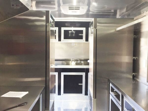 2024 Southern Dimensions 26 foot Mobile Food Trailer- Generator (SDG-245) - Image 5