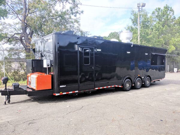 2024 Southern Dimensions 32'- Fully Loaded w/ Smoker & Food Equipment (SDG-502)