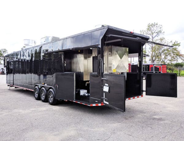 2024 Southern Dimensions 47'- Fully Loaded Gooseneck with smoker Gooseneck-ELIB OLE Hickory Pit (SDG-604) - Image 2